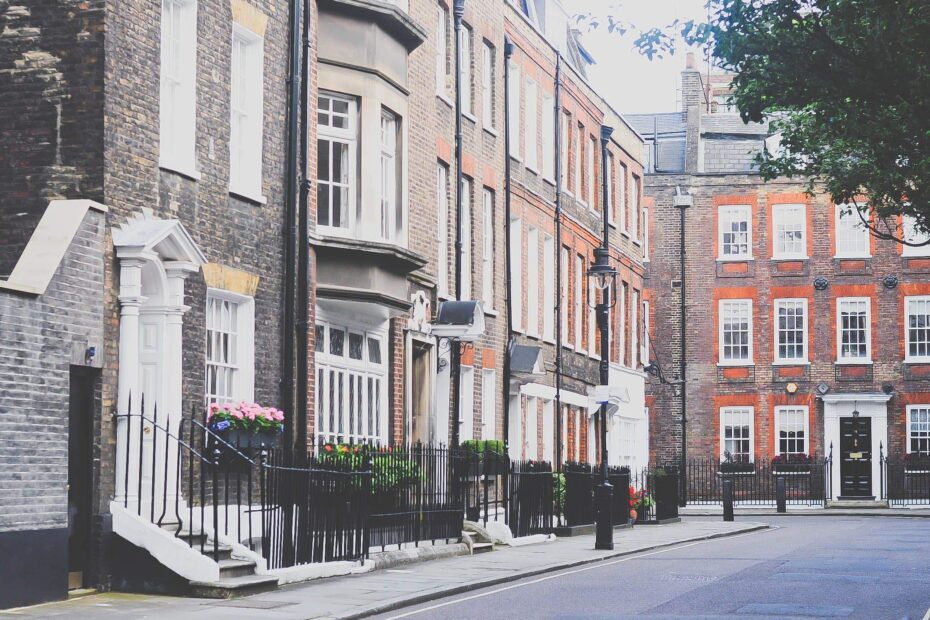 Has Lockdown 3 caused a drop in London house prices? 2 59359de97d98263151831e83957cb48a 1